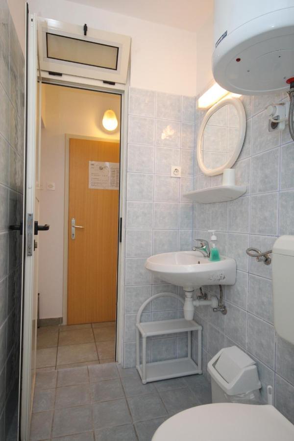 Double Room Mali Losinj 7953B 외부 사진